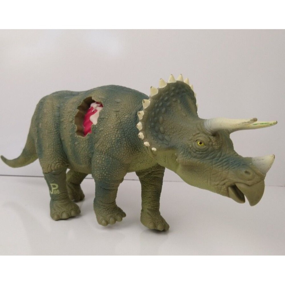 VTG 1993 Kenner Amblin Jurassic Park Triceratops JP08 Dino Damage Wound